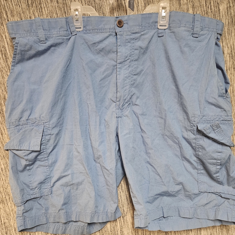 Izod Light Blue Cargo Shorts for Men